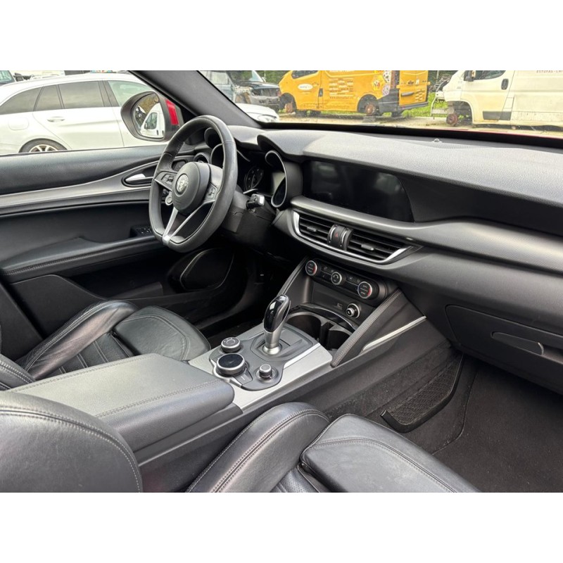 alfa romeo stelvio (630) del año 2017