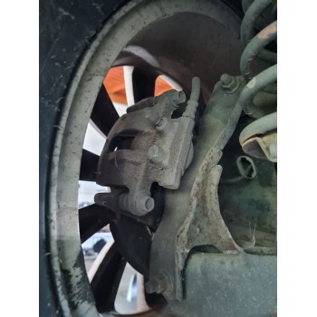 PINZA DE FRENO TRASERA IZQUIERDA 4605A477 