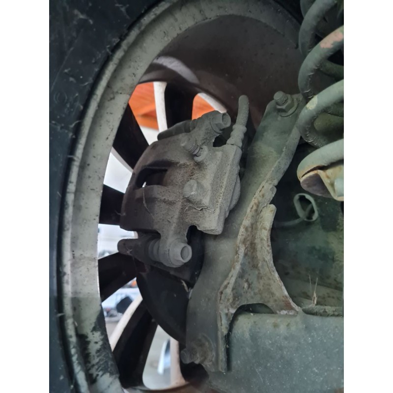 PINZA DE FRENO TRASERA IZQUIERDA 4605A477 