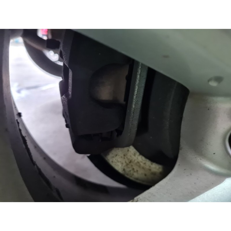 PINZA DE FRENO TRASERA DERECHA 