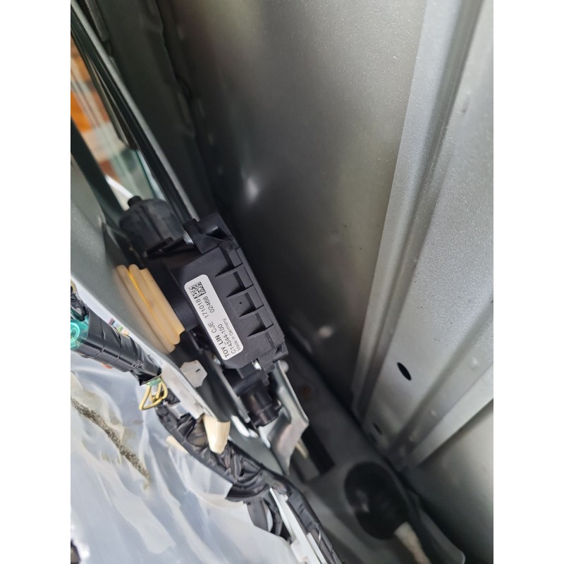 ELEVALUNAS TRASERO DERECHO 6983002430 