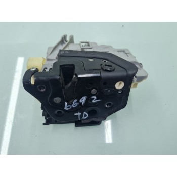 CERRADURA PUERTA TRASERA DERECHA 3C4839016A 