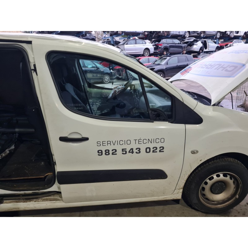 PUERTA DELANTERA DERECHA 