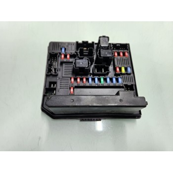 CAJA RELES / FUSIBLES 284B7BB00B 