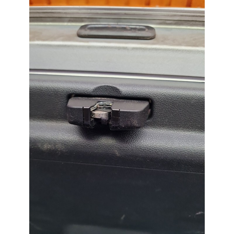 CERRADURA MALETERO / PORTON 8719F7 