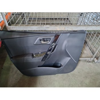 GUARNECIDO PUERTA DELANTERA IZQUIERDA 6762002U80C6 
