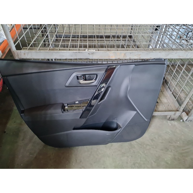 GUARNECIDO PUERTA DELANTERA IZQUIERDA 6762002U80C6 