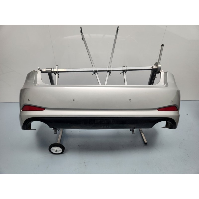 PARAGOLPES TRASERO 
