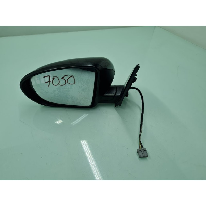 RETROVISOR IZQUIERDO 