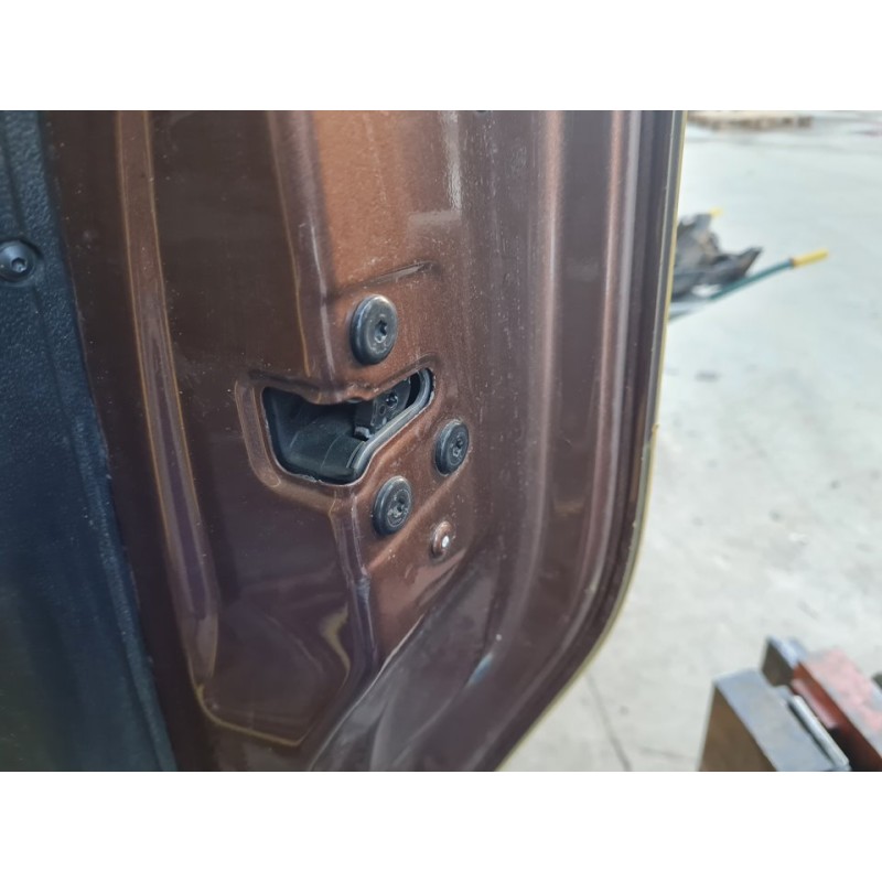 CERRADURA PUERTA DELANTERA DERECHA 