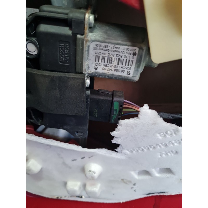 ELEVALUNAS TRASERO DERECHO 9224E2 
