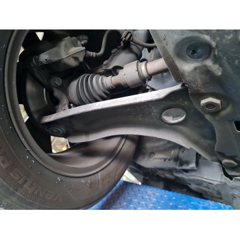 BRAZO SUSPENSION INFERIOR DELANTERO DERECHO 545008653R 