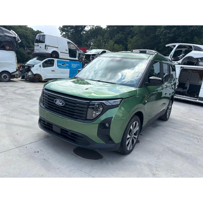 ford tourneo courier del año 2024
