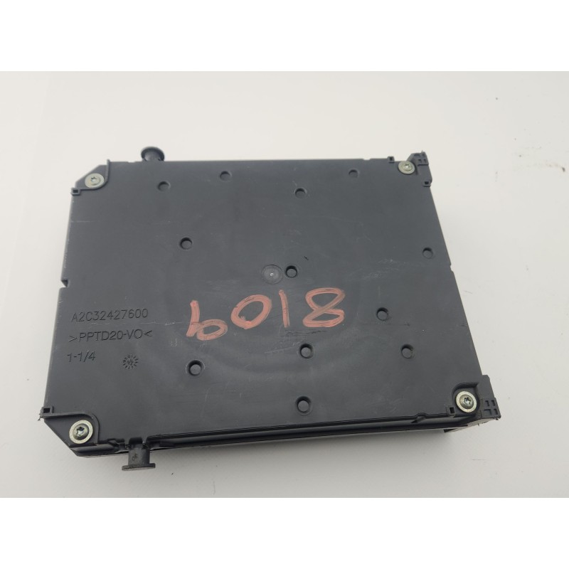 CAJA RELES / FUSIBLES 9806687880 / BSIQ03 
