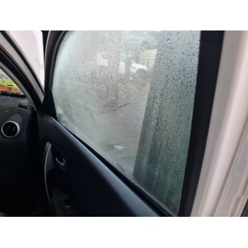 ELEVALUNAS DELANTERO DERECHO 