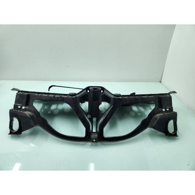 SOPORTE REJILLA DELANTERA 620902271R 