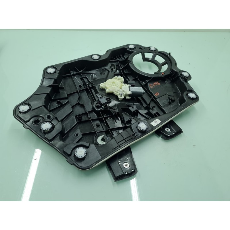 ELEVALUNAS DELANTERO DERECHO H1BBA23200CD 