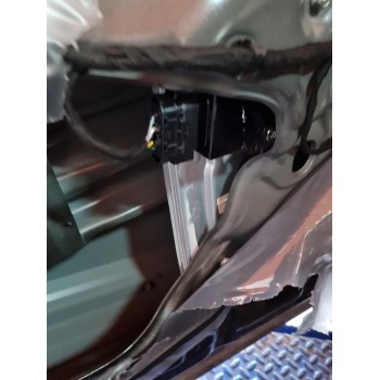 ELEVALUNAS DELANTERO IZQUIERDO 82403R2000 