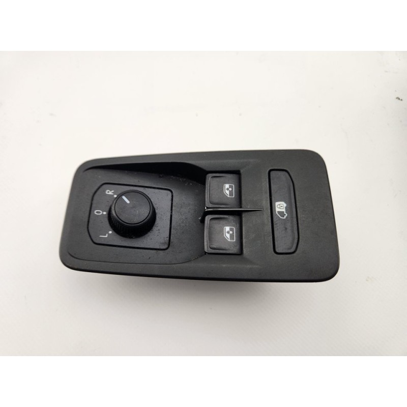 MANDO ELEVALUNAS DELANTERO IZQUIERDO 2K7868247D 