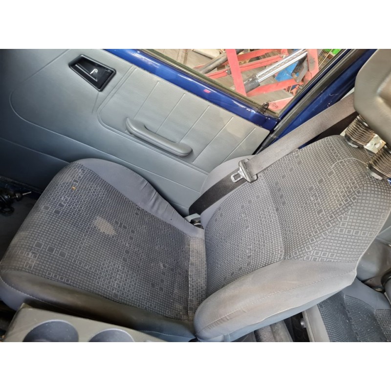 ASIENTO DELANTERO DERECHO 