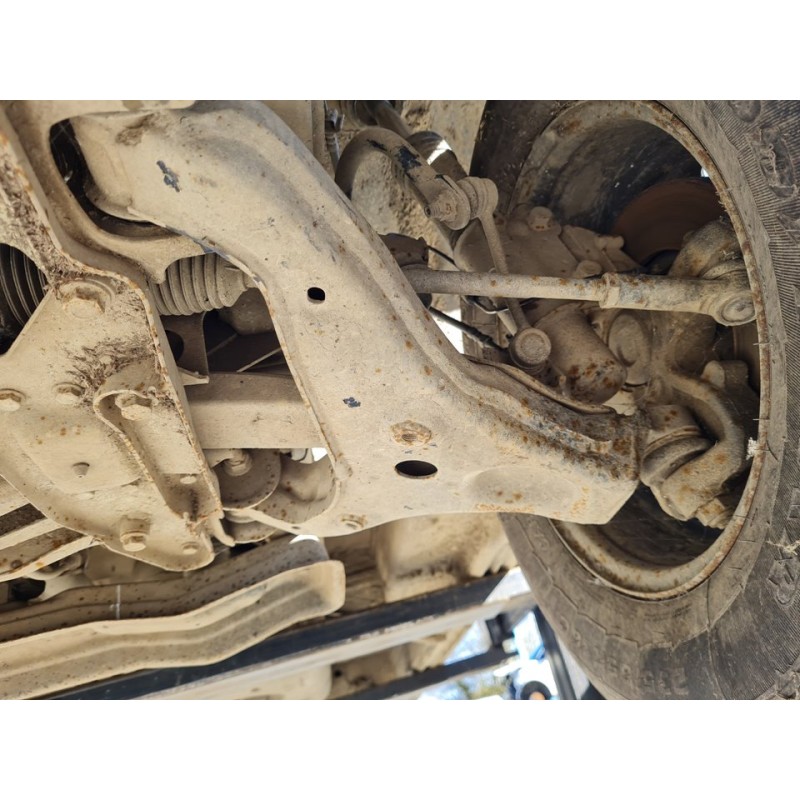BRAZO SUSPENSION INFERIOR DELANTERO IZQUIERDO 