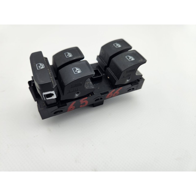 MANDO ELEVALUNAS DELANTERO IZQUIERDO 5G0959857D 