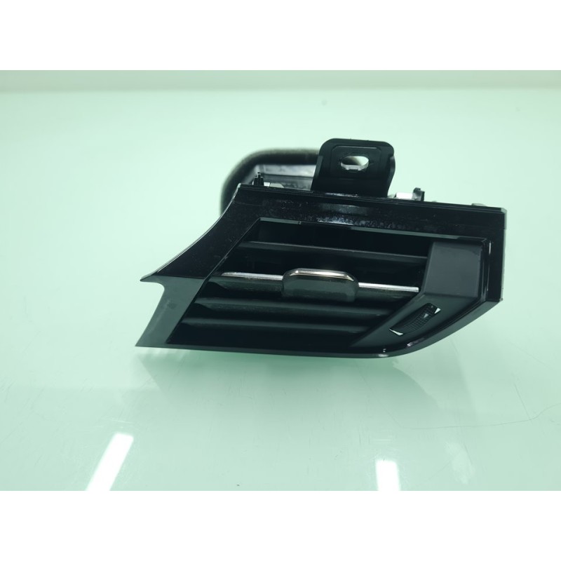 REJILLA AIREADORA 83B8209016PS 