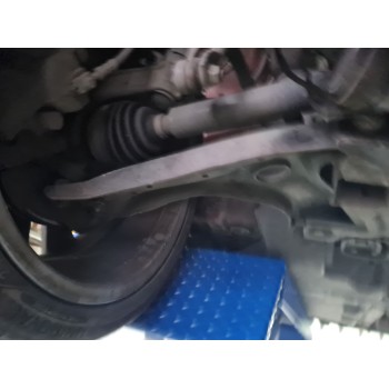 BRAZO SUSPENSION INFERIOR DELANTERO DERECHO 6R0407152F 