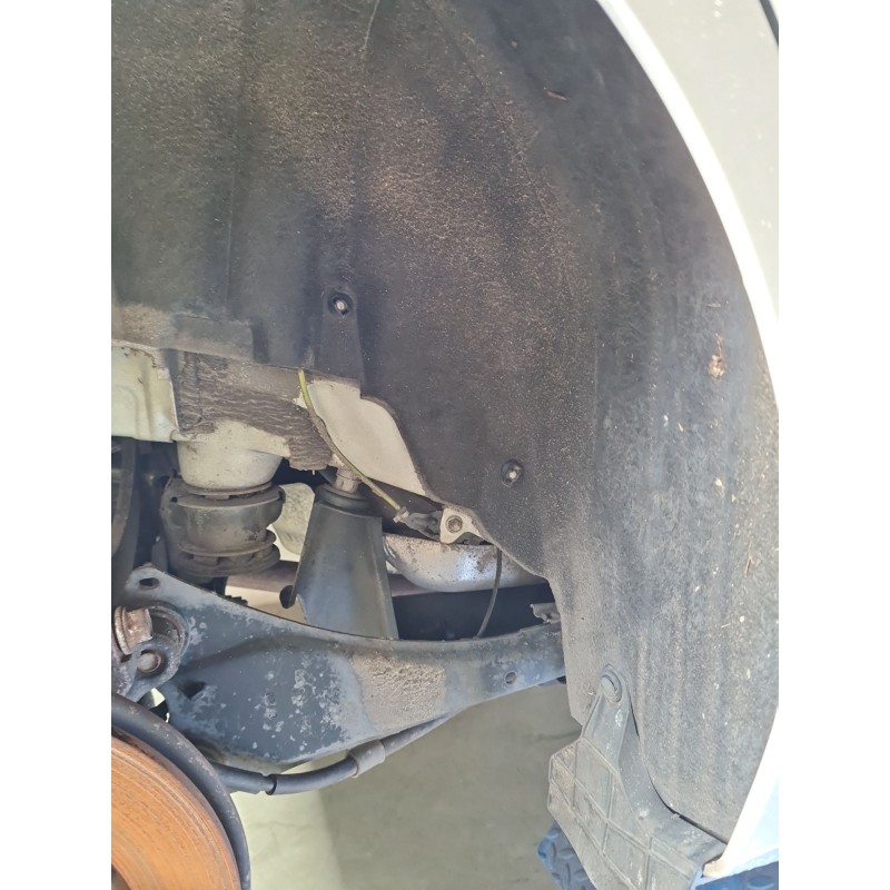 PASO DE RUEDA TRASERO DERECHO 6563702080 
