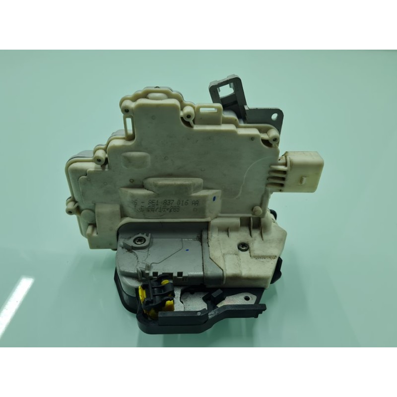 CERRADURA PUERTA DELANTERA DERECHA 8E1837016 