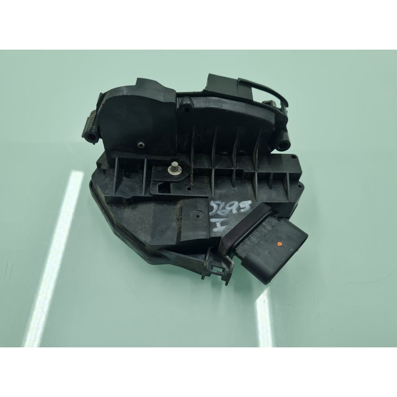 CERRADURA PUERTA DELANTERA IZQUIERDA 8A6AA21813AJ 