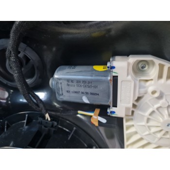 ELEVALUNAS TRASERO DERECHO 80A839462 