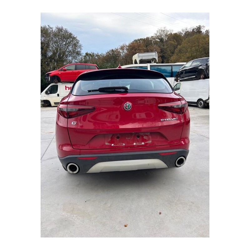 alfa romeo stelvio (630) del año 2017