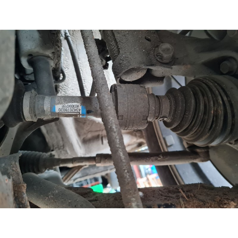 TRANSMISION DELANTERA IZQUIERDA 4342078020 