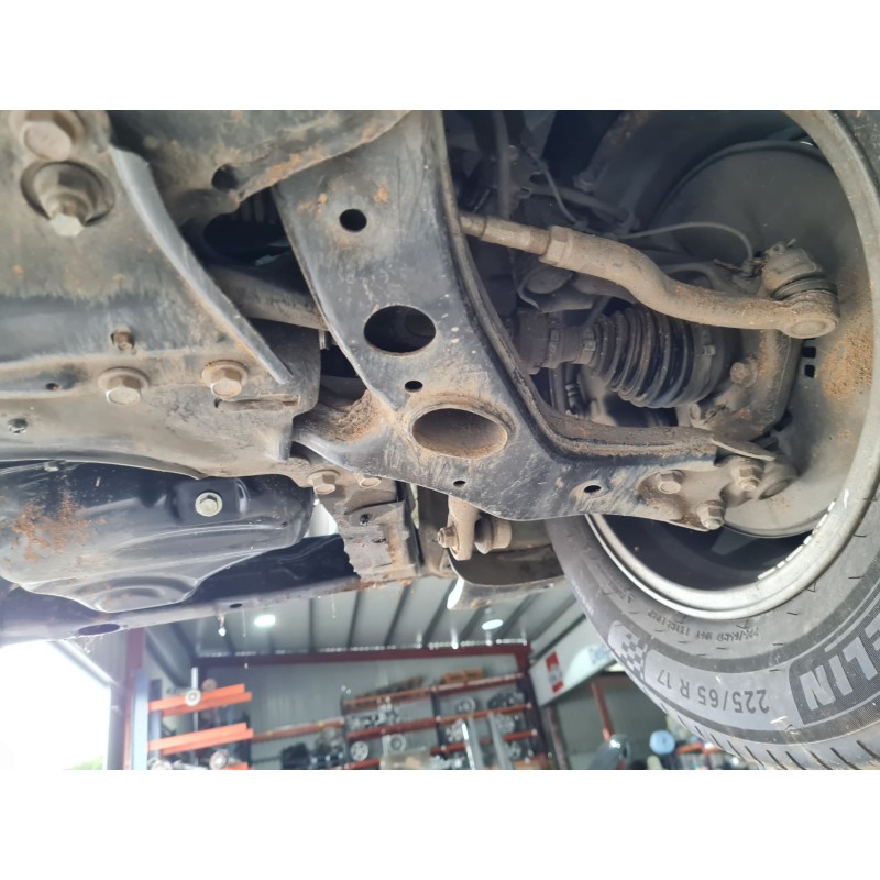 BRAZO SUSPENSION INFERIOR DELANTERO DERECHO 4806842060 
