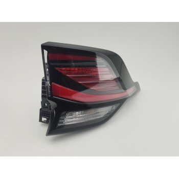 PILOTO TRASERO DERECHO 92402R2000 