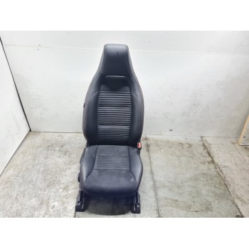 ASIENTO DELANTERO DERECHO 