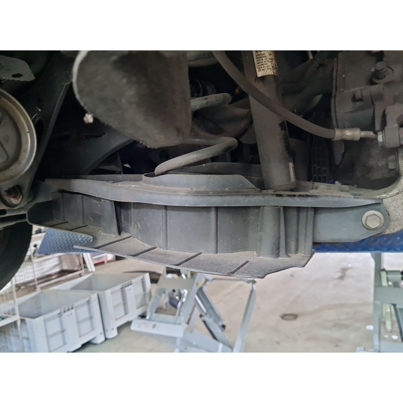 BRAZO SUSPENSION TRASERO DERECHO 32221200 