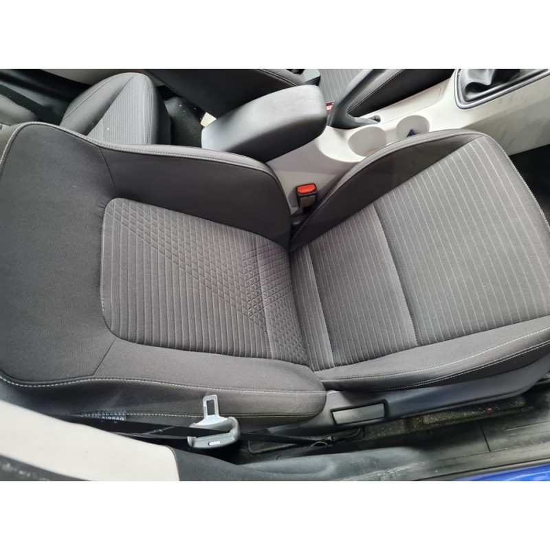 ASIENTO DELANTERO DERECHO 