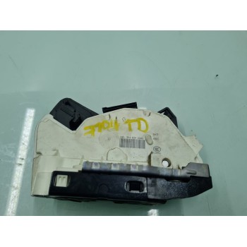 CERRADURA PUERTA TRASERA DERECHA 5K4839016O 