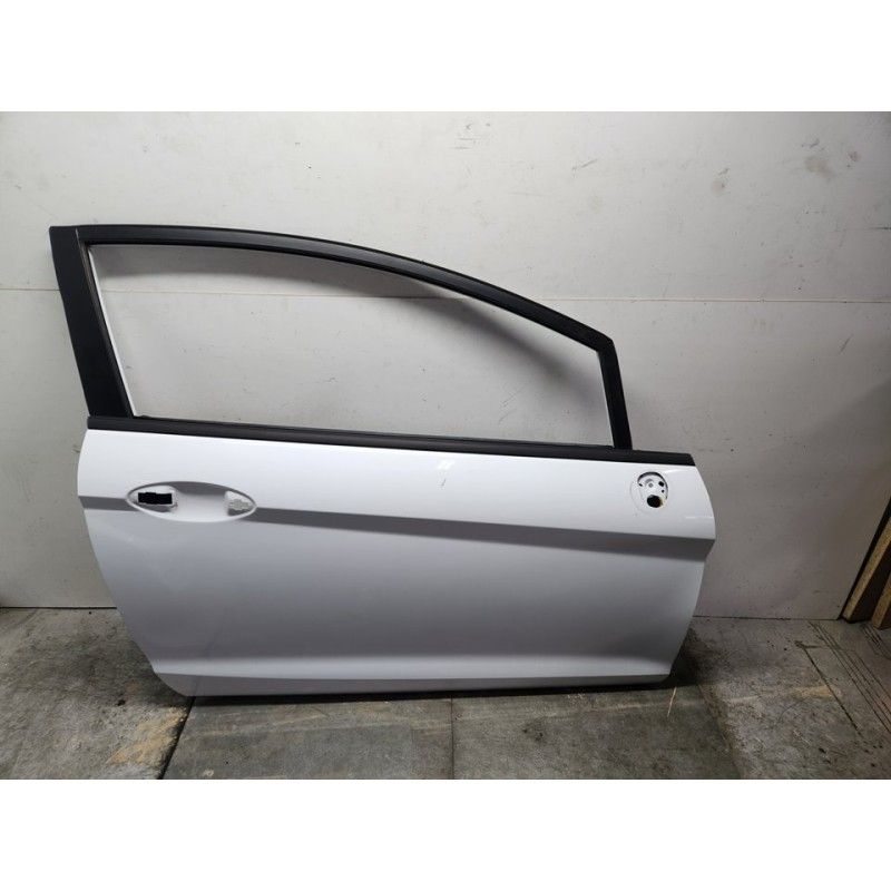 PUERTA DELANTERA DERECHA P8A61B20124KA 