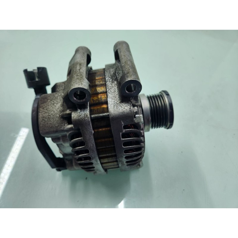 ALTERNADOR V757692180 