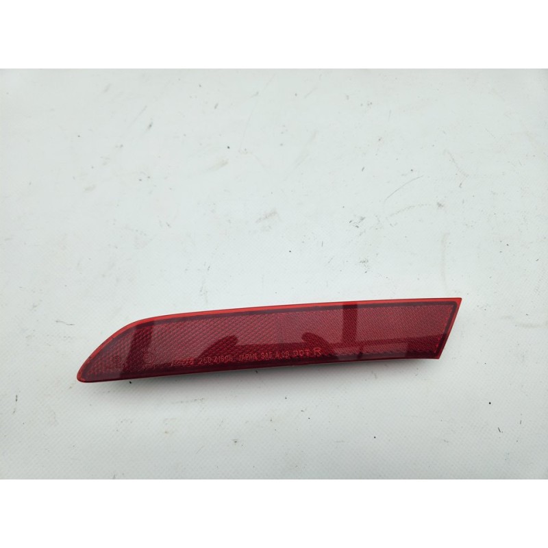 REFLECTOR TRASERO EH44515L0 