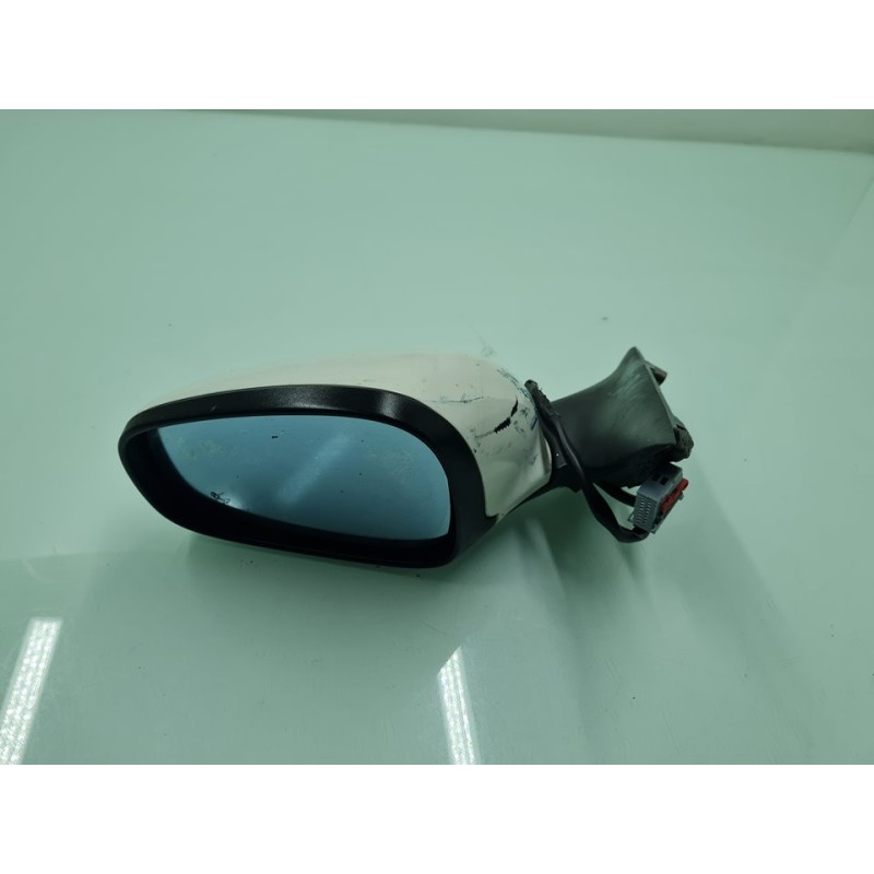 RETROVISOR IZQUIERDO 