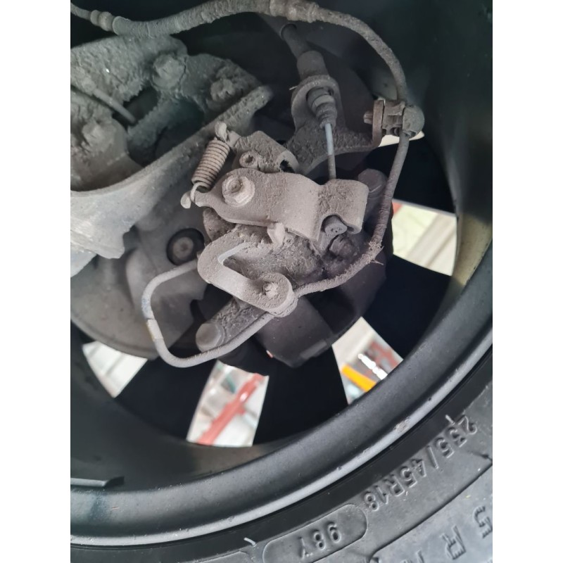 PINZA DE FRENO TRASERA DERECHA 4401Q3 