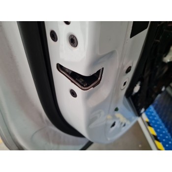 CERRADURA PUERTA DELANTERA IZQUIERDA 