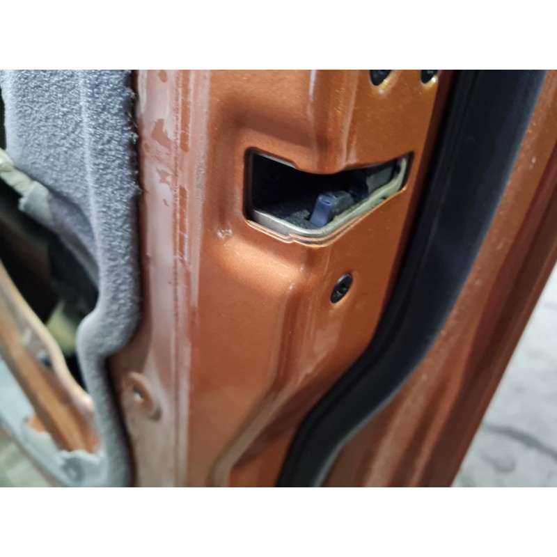 CERRADURA PUERTA DELANTERA DERECHA 