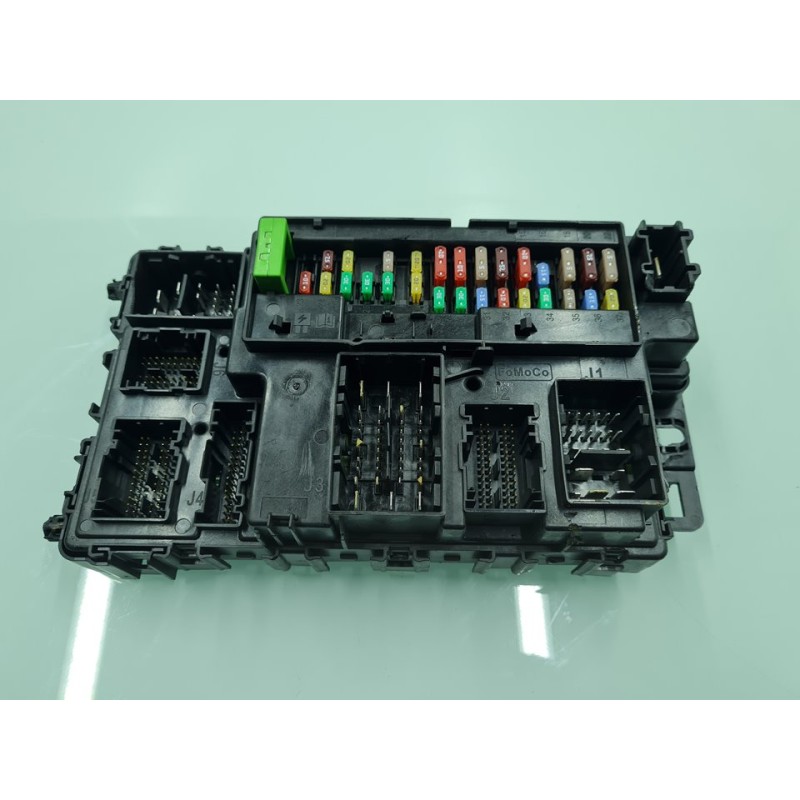 CAJA RELES / FUSIBLES JU5T15604 