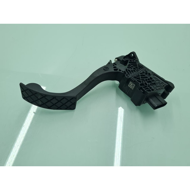 PEDAL ACELERADOR 2Q1723503 