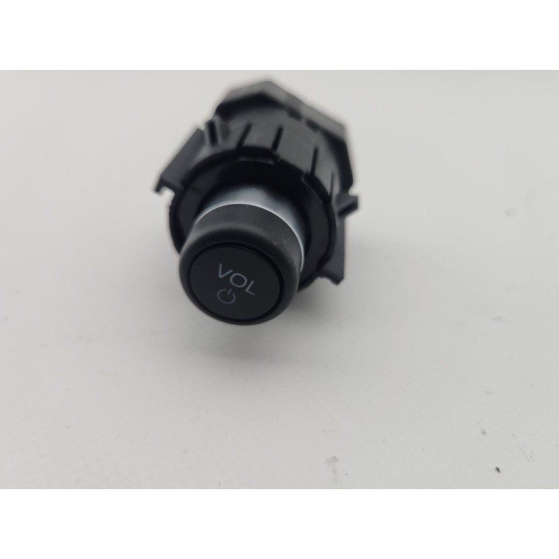 MANDO VOLUMEN R1TB18K811ACW 